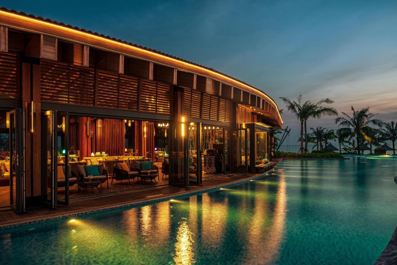 Moevenpick Villas & Residences Phú Quý Zewnętrze zdjęcie The Beach Club