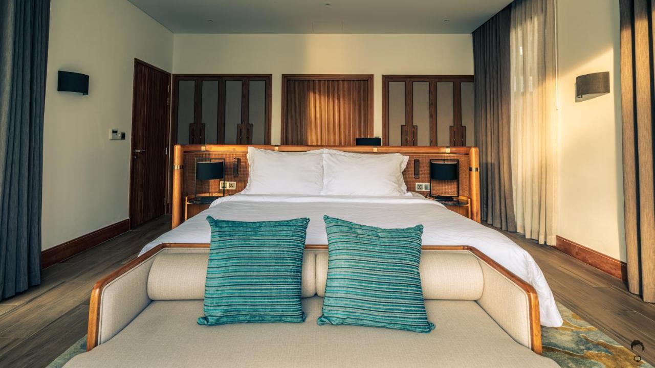Moevenpick Villas & Residences Phú Quý Zewnętrze zdjęcie A bedroom at the hotel