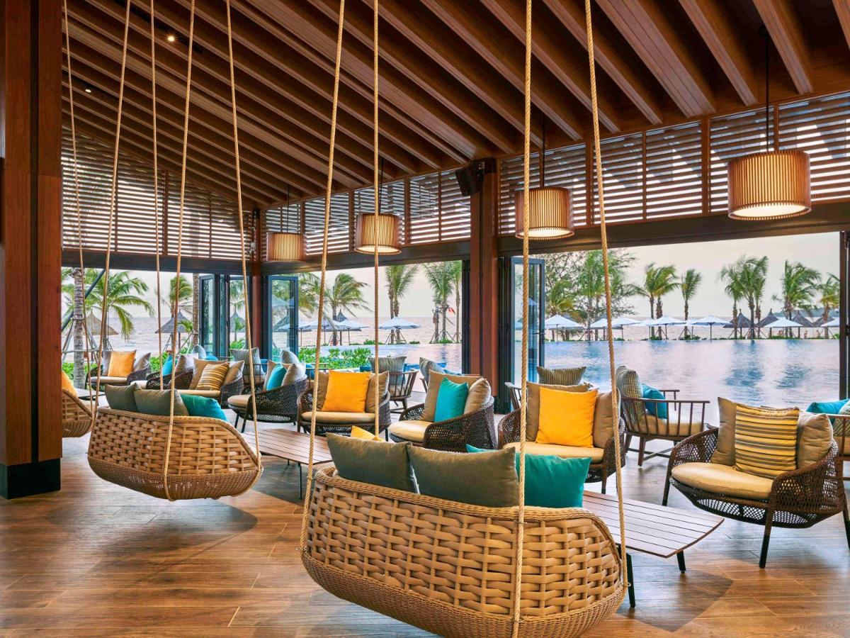 Moevenpick Villas & Residences Phú Quý Zewnętrze zdjęcie The Beach Club