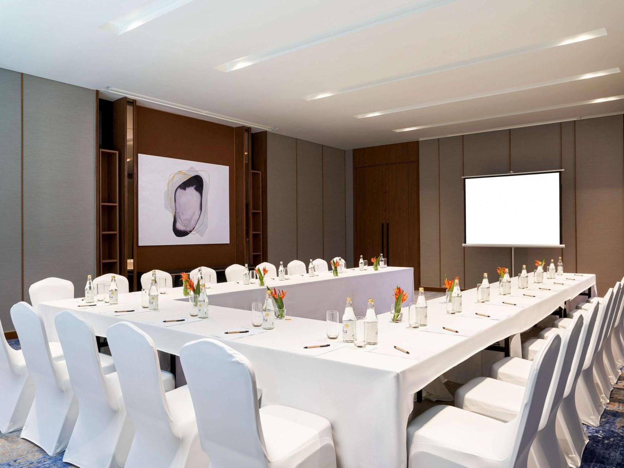 Moevenpick Villas & Residences Phú Quý Zewnętrze zdjęcie Meeting room